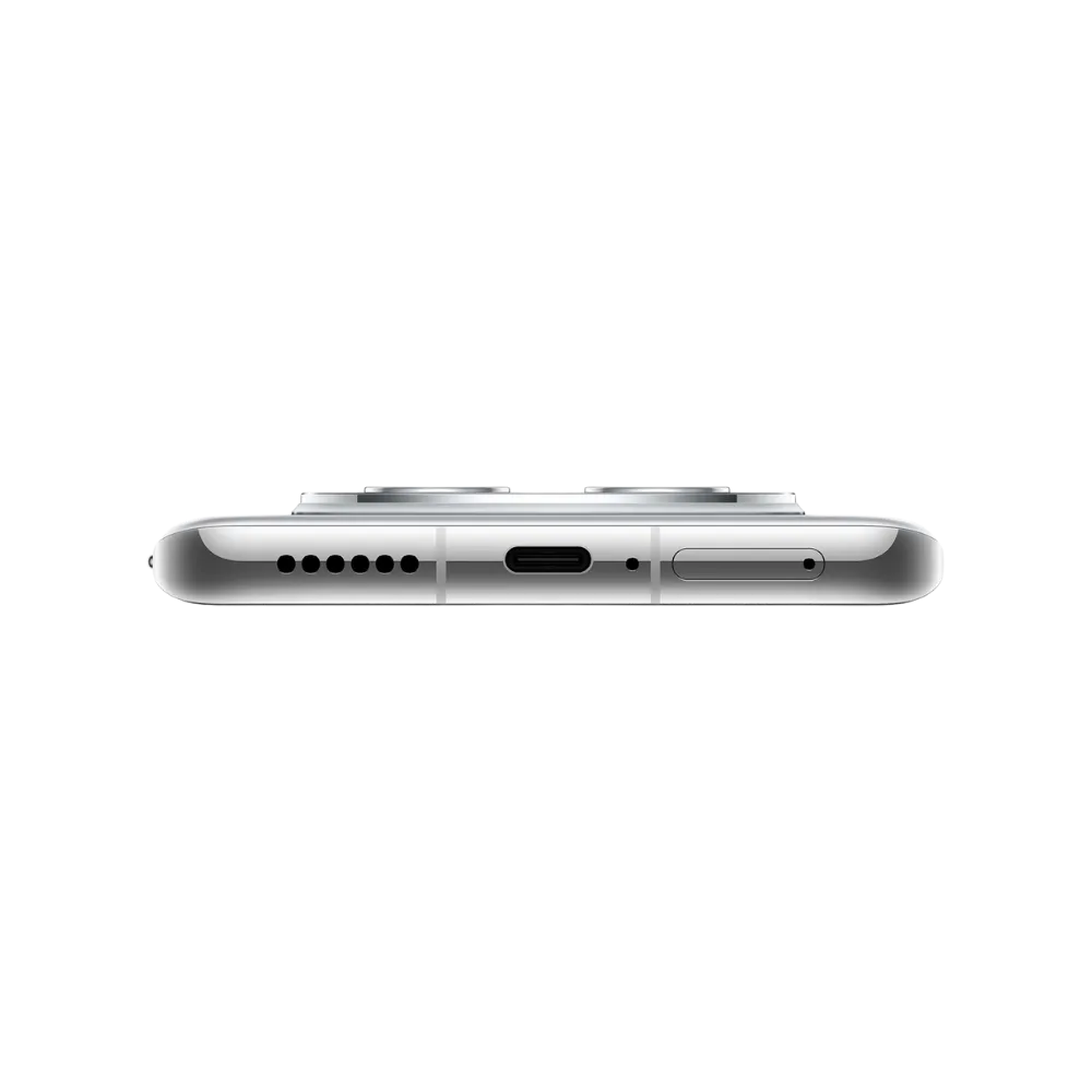 Huawei Mate 50 Pro montré en vue inférieure, port USB-C, haut-parleur et tiroir SIM bien visibles. Photo optimisée iTelier Lyon pour réparation connecteur de charge, audio et diagnostic gratuit.