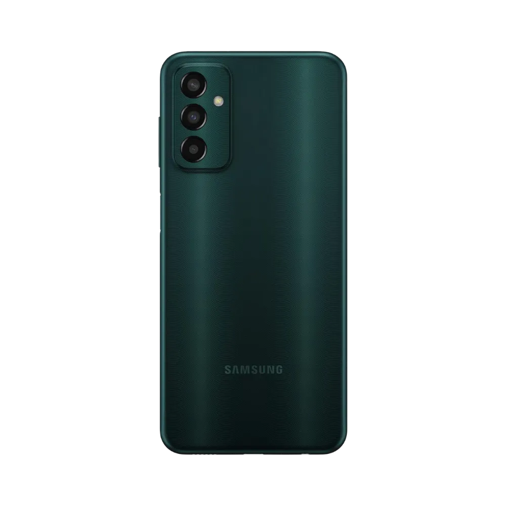 Dos du Samsung Galaxy M13 vert mat, triple caméra verticale avec flash intégré, smartphone présenté pour réparation chez iTelier Lyon : remplacement vitre arrière, batterie, diagnostic gratuit et service garanti 1 an.