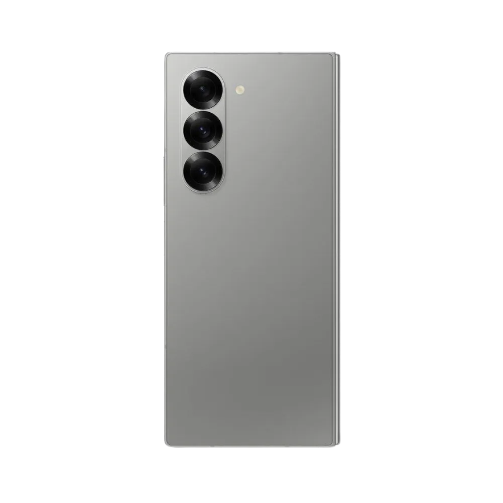 Arrière du Samsung Galaxy Z Fold6 avec triple caméra verticale. iTelier Lyon : réparation cache arrière, changement caméra cassée ou lentille rayée. Garantie 1 an incluse, service express local et national.