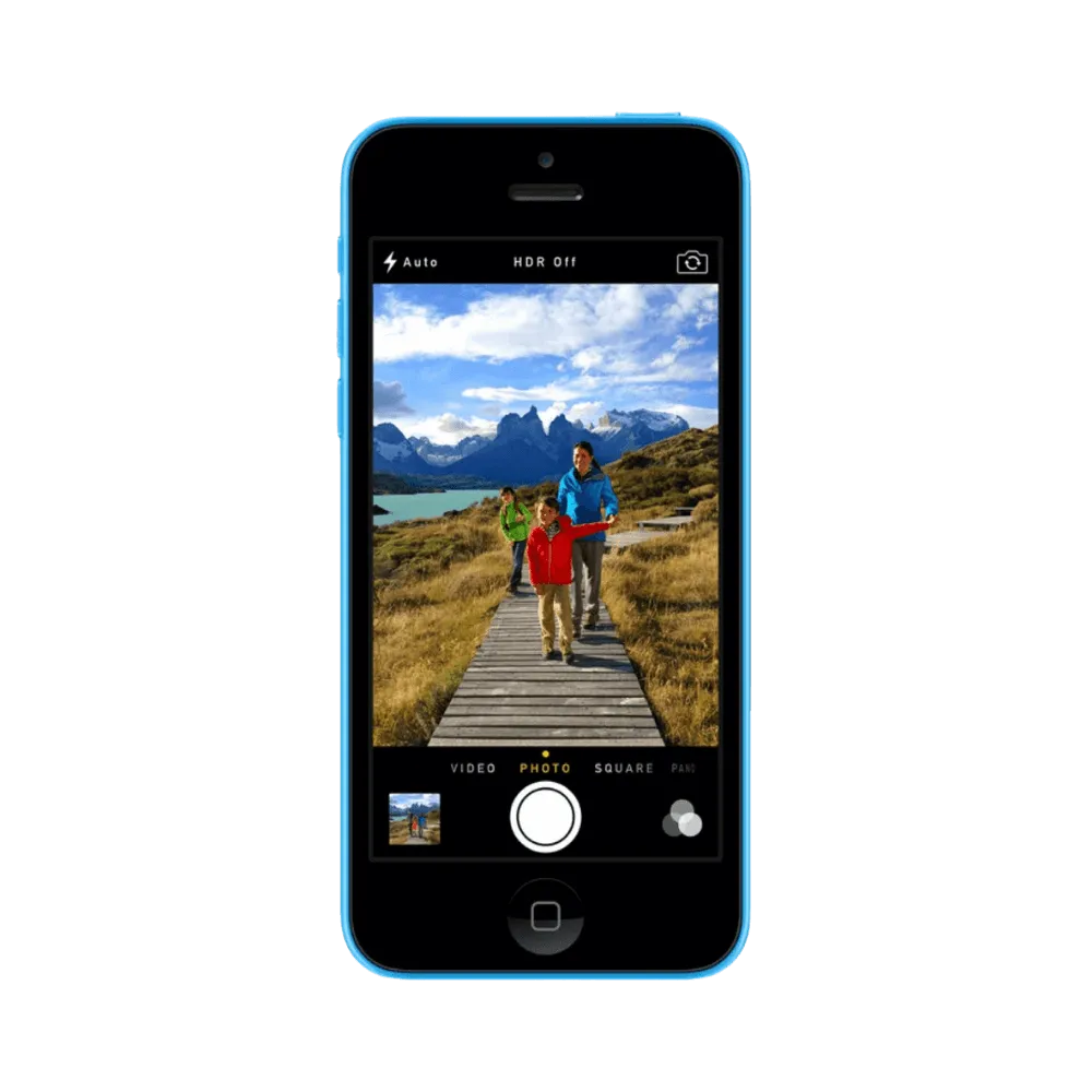 iPhone 5C en mode appareil photo. Réparation rapide à Lyon avec iTelier. Écran d'origine remplacé, service garanti 1 an. En boutique ou par correspondance.