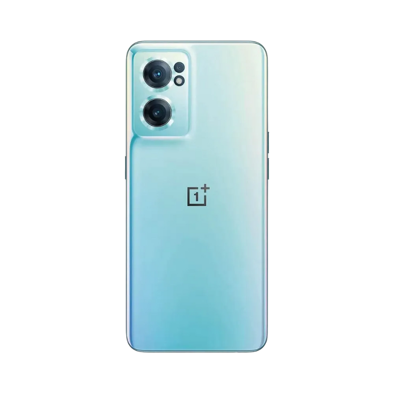 Réparation OnePlus Nord CE 2 iTelier Lyon – smartphone montré de dos en position verticale, coloris bleu dégradé avec triple capteur photo vertical et flash LED, optimisé pour réparation vitre arrière, caméra et batterie.