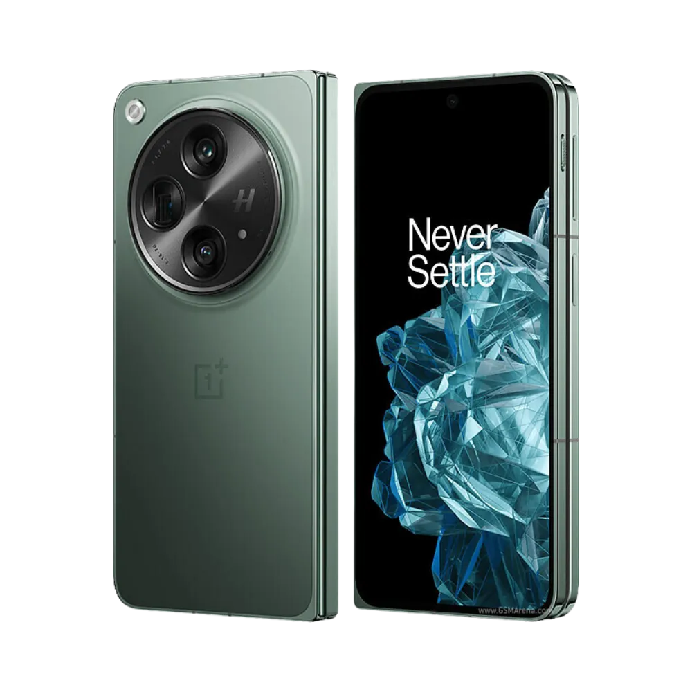 Réparation OnePlus Open iTelier Lyon – smartphone pliable montré en position pliée avec vue inclinée trois quarts, module photo circulaire et écran avant visibles, optimisé pour réparation écran, charnière et diagnostic.