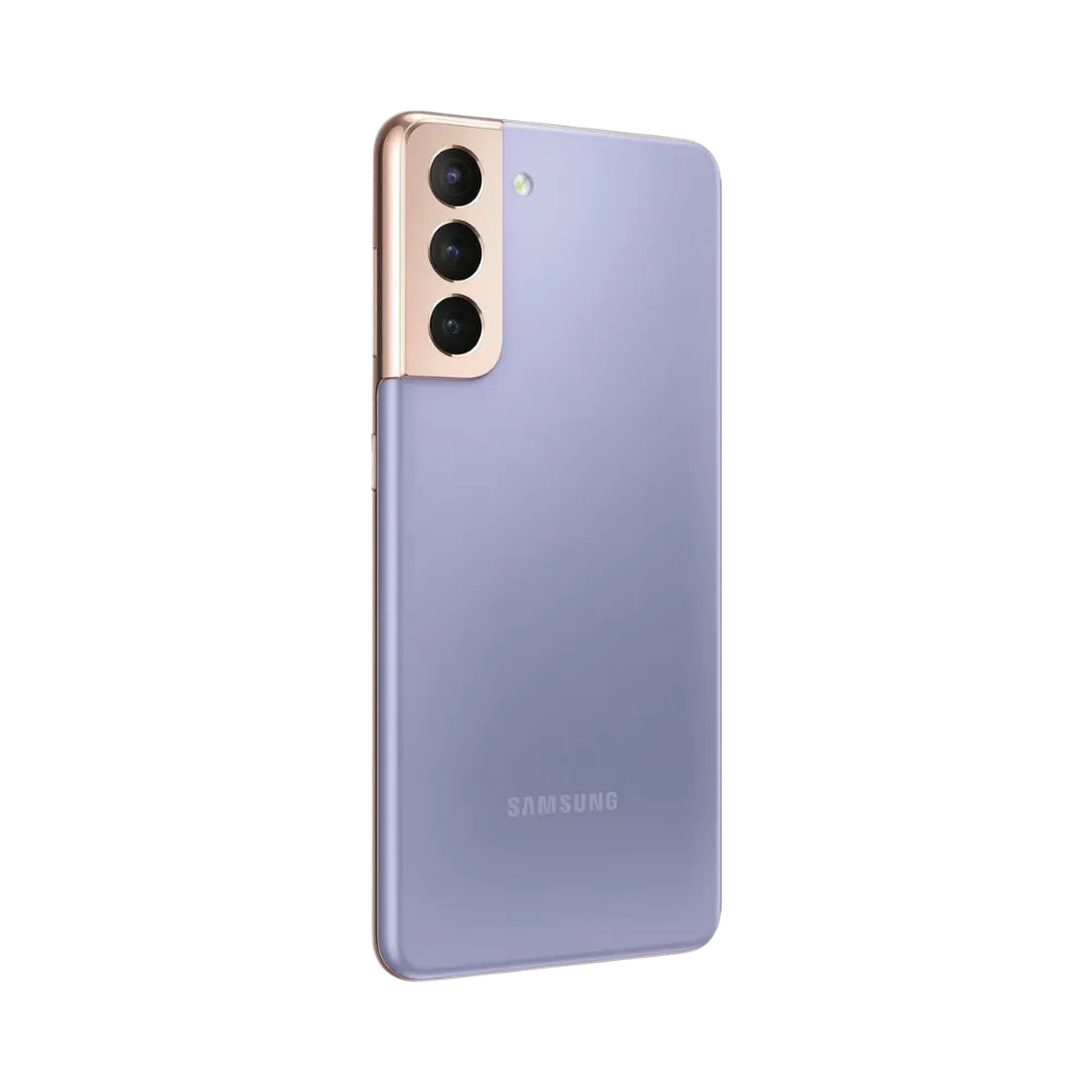 Galaxy S21 5G violet vu en perspective arrière, design fin et bloc photo mis en avant. Réparations iTelier Lyon : vitre arrière brisée, haut-parleur interne, port USB-C. Service express et garantie pièces d’origine.