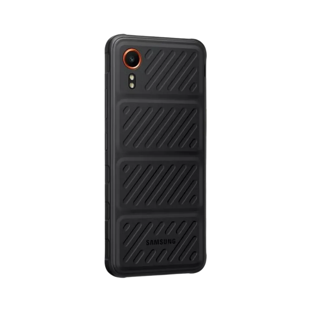 Dos du Samsung Galaxy XCover 7 avec revêtement antichoc et capteur photo. iTelier Lyon : remplacement batterie, caméra arrière, cache renforcé ou port SIM endommagé. Pièces d’origine et garantie 1 an.