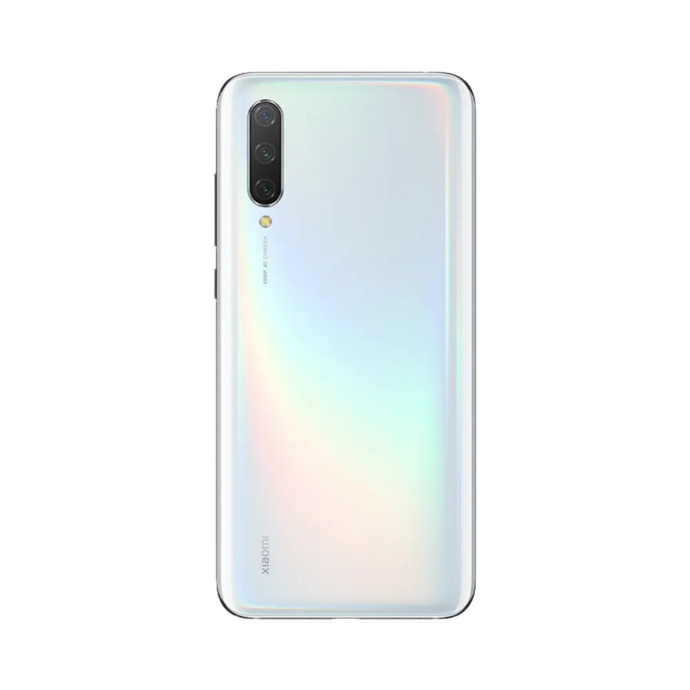 Dos du Xiaomi Mi 9 Lite blanc nacré avec triple caméra verticale — réparation appareil photo, lentille et vitre arrière par iTelier Lyon, techniciens experts, diagnostic offert et pièces garanties.