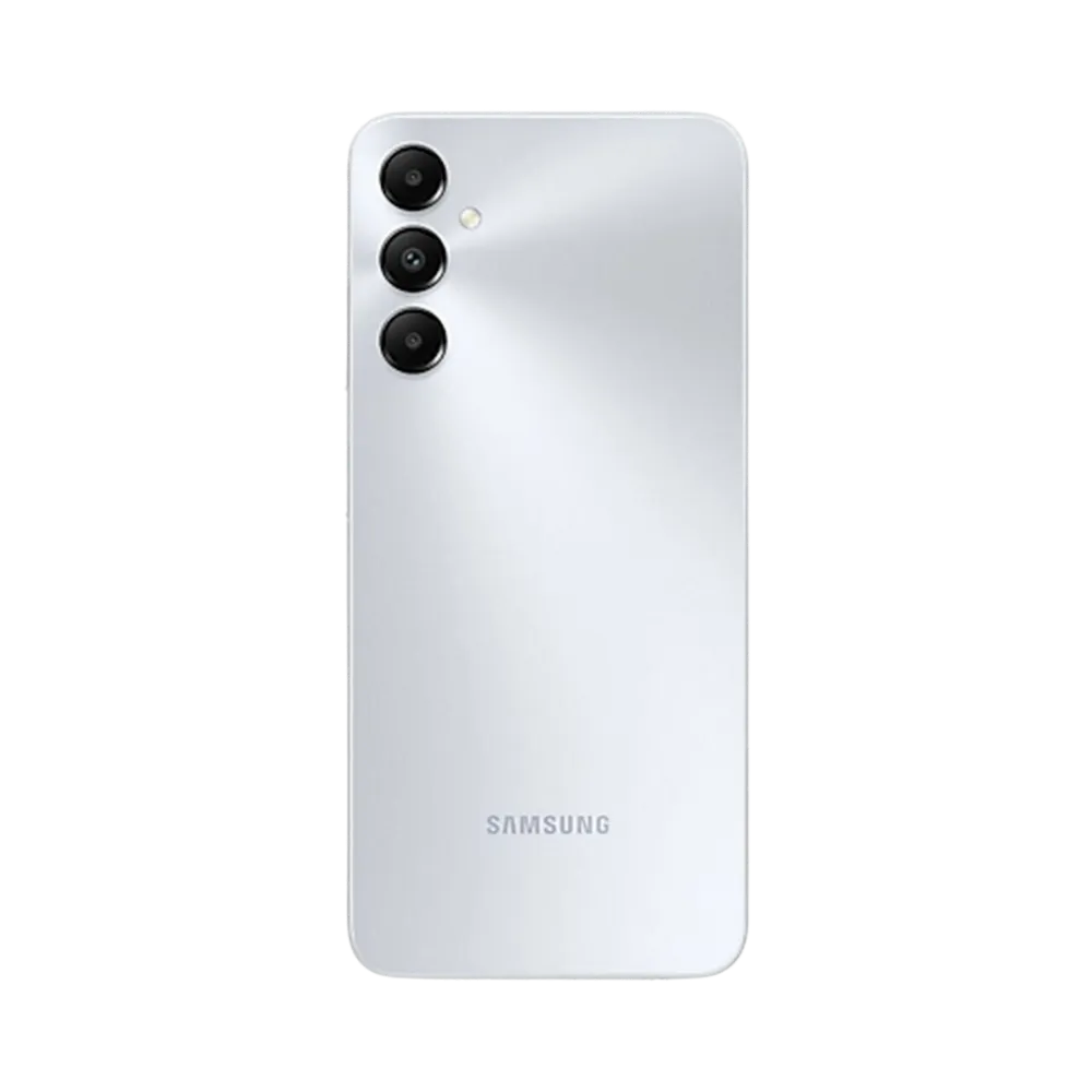 Dos blanc Samsung Galaxy A05s avec triple capteur photo – remplacement vitre arrière cassée, changement batterie et restauration complète chez iTelier Lyon – réparation professionnelle avec garantie 12 mois.